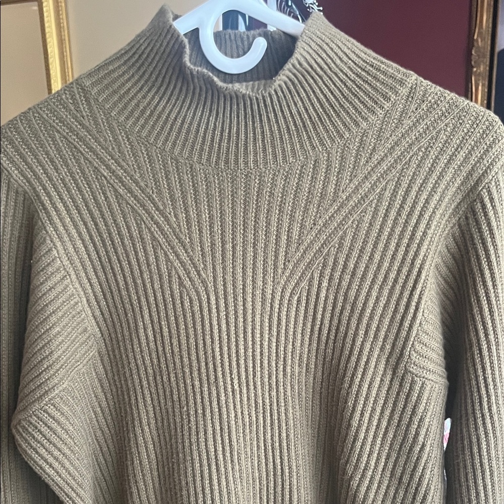 Banana Republic Men's Khaki Turtleneck Sweater - Picture 2 of 3